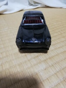 フォルクスワーゲンのブリキの自動車です。1960年代のメイドインジャパンの黒色のブリキの自動車です。