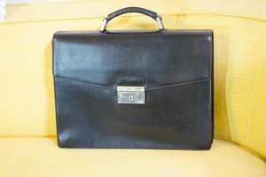 PRADA プラダ シルバー金具 ビジネスバッグ ブリーフケース 書類鞄 レザー ２コンパートメントモデル black