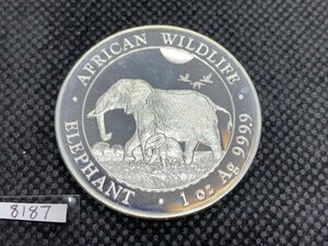 31.1グラム (新品) 2022年 ソマリア「アフリカ ・ワイルドライフ・ゾウ 」 純銀 1オンス 銀貨