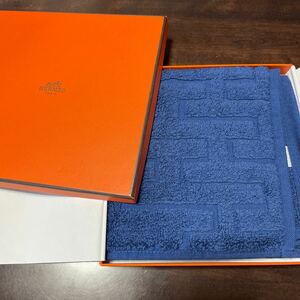 HERMES 新品ステアーズ　コットン100% ハンドタオル