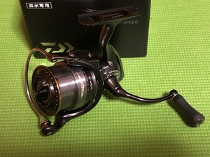 DAIWA 17 STEEZ TYPE-Ⅱ(HI-SPEED)スピニング2500番　ZPIハンドル付き【中古美品】