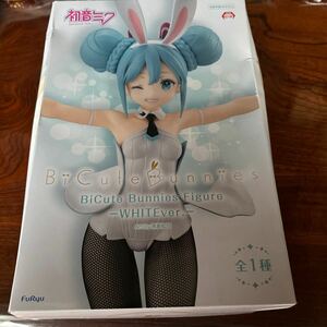 BiCute Bunnies Figure WHITEver 初音ミク　未開封