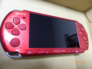 【送料無料】SONY PSP本体（PSP-3000) ラディアント・レッド　ゲームソフト１本付　良品と思います（個人の感想）