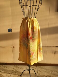 着物リメイク 正絹 フレアスカート ロングスカート 黄色 花柄 ハンドメイド 個性派