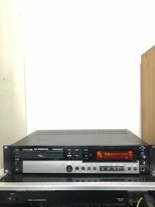 TASCAM タスカムCD-RW900SL 業務用CDレコーダー