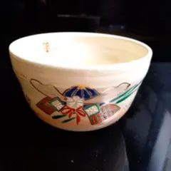 茶道具　期間限定特価　兜に菖蒲絵茶碗(押小路窯)
