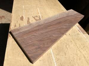 1円スタート！【S570】ウォルナット 670×152～245×23㎜ 板材 乾燥材 木工 DIY 木材 無垢材《銘木すずめや》