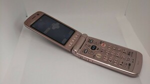 M030 docomo FOMA らくらくホン F-09B FUJITSU 富士通/ガラケー/ケータイ 簡易動作確認＆簡易清掃＆初期化OK 判定○ 現状品 送料無料　