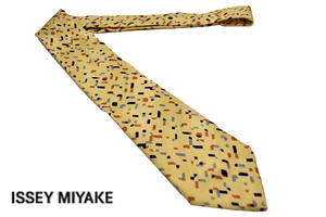 N-1441★送料無料★im product アイムプロダクト ISSEY MIYAKE イッセイミヤケ★日本製 イエロー黄色 パターン柄 シルクネクタイ