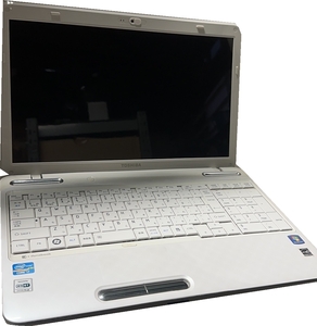中古 良品 東芝T451　15.6型ノートパソコン Corei7-2670QM・8GB・新品SSD128GB・カメラ・Blu-Ray・テンキー・Win10Home・WIFI　　10205