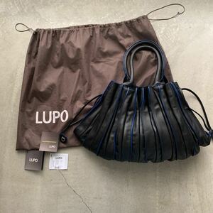 タグ保管袋付き☆LUPO(ルポ)☆ショルダーバッグ プリーツ☆黒×青☆数回使用