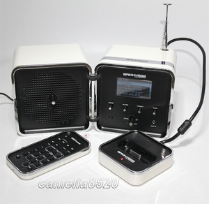 ブリオンベガ BRIONVEGA Radiocubo.it TS525BN MP3 USB ipod touch付き FMラジオ ACアダプタ 元箱 オフホワイト 中古 美品