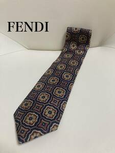 FENDI フェンディ　ネクタイ