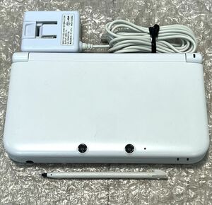 〈良品・動作確認済み〉ニンテンドー3DSLL 本体 ホワイト SPR-001 充電器 NINTENDO 3DS LL White