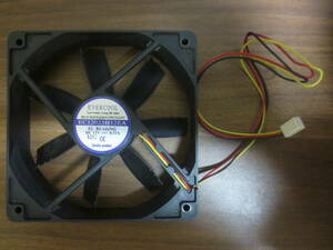 【ジャンク】EVERCOOL ケースファン 12mm EC12025H12EA