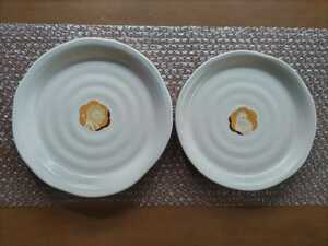 ミスタードーナツ 平皿（プレート皿）１セット（２枚組） ① ポンデライオン&ハニーシッポ 未使用 ミスド・ダスキン
