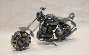 オートバイ　鉄屑金属工芸品　200ｇ　　　　　AW35