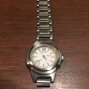 SEIKO 腕時計　中古　メタルベルト切れています　送料込