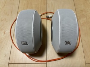 JBL Pebbles バスパワードスピーカー USB/DAC内蔵 ホワイト JBLPEBBLESWHTJN 国内正規品