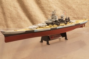 ★アメリカ海軍　戦艦　ミズーリ　1/1000　951009　AMERCOM