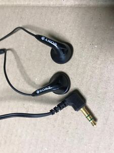 ② SONY　イヤホン　MDR-E808