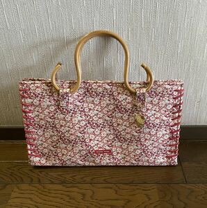 希少 美品 サマンサタバサ リバティ ハローキティ トート バッグ Samantha Thavasa×LIBERTY　HELLO KITTY レッド 赤 チャーム付き