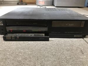 Y 家電１★通電のみ確認済★HITACHI 日立 VHS ビデオデッキ VT-87 レトロ家電 当時物 年代物 部品取り パーツ取り ジャンク 現状