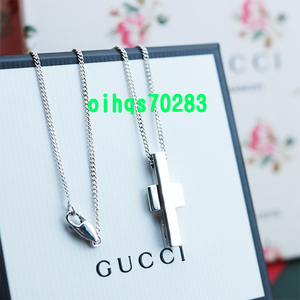 ♪即決♪新品　未使用 GUCCI　グッチ　クロスネックレス