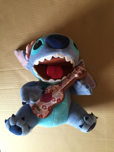 ウクレレ　SEGA セガ　ぬいぐるみ スティッチ Stitch 非売品 ディズニー Disney アミューズメント景品　プライズ品　ビッグサイズ　大