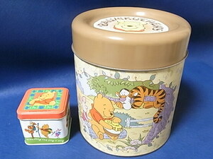 TDR 東京ディズニー リゾート限定　くまのプーさん　缶ケース 2個セット　2005年　空き缶 カン ランド シー　ピグレット 　送料￥510