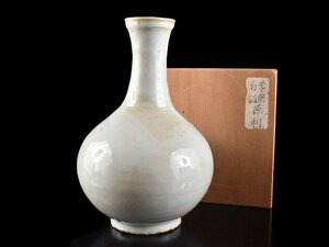 【雲】某有名コレクター買取品 韓国 李朝白磁徳利 高さ25.5cm 箱付 古美術品(中国朝鮮美術花瓶旧家蔵出)BA9977 UTUkjh CTLkjh