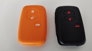 トヨタ　スマートキー　カバー　キーレスカバー　保護カバー　Bタイプ　3ボタン　2個セット　ブラック　オレンジ　シリコン　ケース