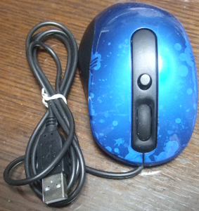 手にピタッとなじむ3ボタン光学式マウス(青,USB,カウント切替)。