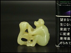 【銀閣】中国美術 青白玉 猿花 根付 旧家蔵出(HA381)