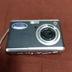 デジカメ　SANYO Xacti DSC-S6