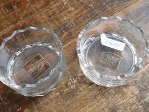 昭和レトロ　コカ・コーラ　ガラス製　灰皿二つセット040701 9.5H5CM　　山引き出し