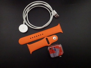 【エルメス】Apple Watch Hermes Series8　 シリーズ8　GPS+Cellularモデル ４５mm メンズ　オレンジラバー A2775　MNNT3J/A