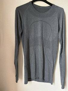 lululemon ルルレモンSwiftly Tech Long-Sleeve Shirt 2.0長袖 T、ダークグレー、8