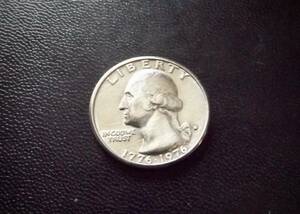 アメリカ合衆国　ワシントン25セントコイン　1776-1976年　D刻印　送料無料（8276）USA 貨幣　硬貨　クオーターダラー　ドル　　