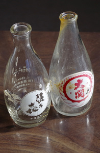 昔の日本酒一合ビン180ml空瓶ボトル大関他２本がらずビンマニア必見レア古もの飲料ワンカッ プの前時代ビンテージ看板アド広告骨董ジャンク