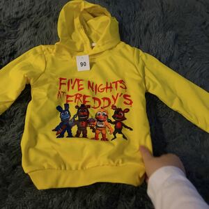 新品★イエローFive Nights at Freddy’sフード付パーカー90★スウェットパーカー ★ユニセックス