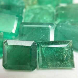 ■エメラルドルース13点おまとめ■a重量約4g 約パーツ ルース 裸石 宝石 ジュエリー emerald 丸 両穴 necklace CE0