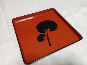 【旧家の蔵から】秋田蕗 朱塗り角盆　木工芸 漆芸 茶道具 伝統工芸品 日本 *ES512