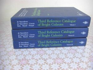 天体天文学洋書 Third reference catalogue of bright galaxies 全3冊揃 Gerard de Vaucouleurs 23,024銀河データを含む第3参照カタログG1