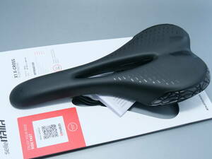 Selle Italia X1 X-CROSS FLOW RACING サドル　S2　未使用