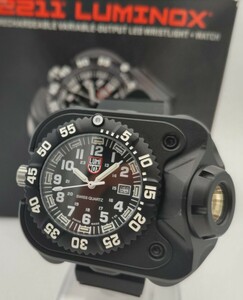 【稼働品】LUMINOX ×SUREFIRE ダブルネーム2211-B-BK-LMX シュアファイア リストライトウォッチ 付属品 ルミノックス7050