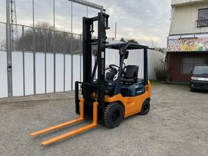 トヨタ中古フォークリフト 7FG15 ガソリン 1500kg 2005/03 1310hrs 