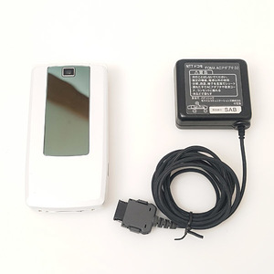 【中古/DR1243A】NTT docomo ドコモ LGエレクトロニクス ケータイ 携帯電話 ガラケー L-03A ホワイト ※動作確認済(初期化済)