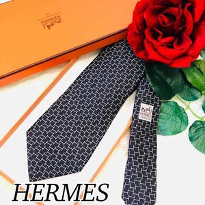 HERMES エルメス メンズ 男性 紳士 ネクタイ ブランドネクタイ 総柄 H柄 黒 ブラック 高級感 ブランド感 結婚式 ビジネス 剣先 9.2cm