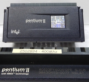 CPU Intel　PentiumII 400MHz SL2U6 